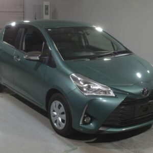 2017 Toyota Vitz green gasoline used car Japan export