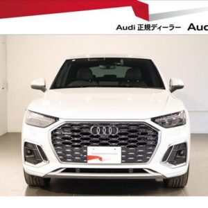 2023 Audi Q5 Sportback pearl hybrid used car Japan export