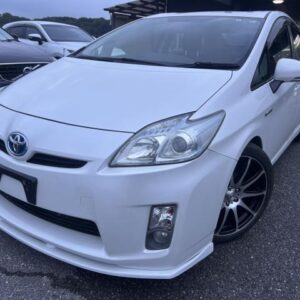 2011 Toyota Prius white hybrid used car Japan export