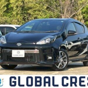 2018 Toyota Aqua black gasoline used car Japan export