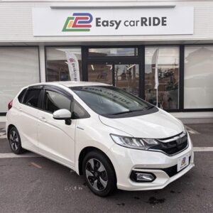 2017 Honda Fit Hybrid pearl gasoline used car Japan export