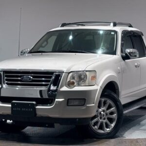 2011 Ford Explorer Sport Trac white gasoline used car Japan export