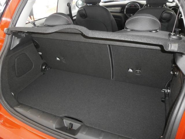 Ref:AUX-23693769 MINI MINI 2019 17 Ref:AUX-23693769 MINI MINI 2019 - Image 17