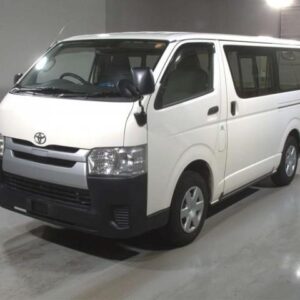 2018 Toyota Hiace Van white diesel used car Japan export