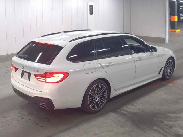 Ref:AUX-23695822 BMW 5 SERIES 2017 4 Ref:AUX-23695822 BMW 5 SERIES 2017 - Image 4