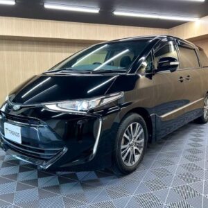 2018 Toyota Estima black gasoline used car Japan export