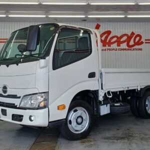 2025 Hino Dutro white diesel used car Japan export