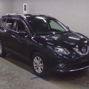 2014 Nissan X-Trail black gasoline used car Japan export