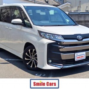 2023 Toyota Noah white gasoline used car Japan export