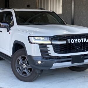 2021 Toyota Land Cruiser pearl diesel used car Japan export