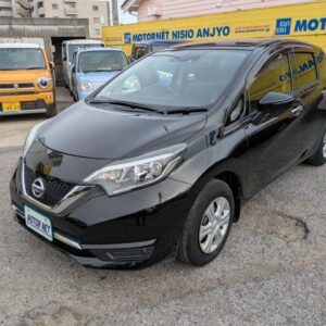 2017 Nissan Note black gasoline used car Japan export