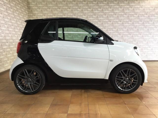 Ref:AUX-23715503 MCC SMART SMART FORTWO CABRIO 2017 9 Ref:AUX-23715503 MCC SMART SMART FORTWO CABRIO 2017 - Image 9