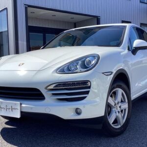 2012 Porsche Cayenne white gasoline used car Japan export