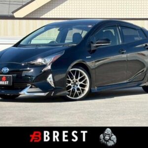 2017 Toyota Prius black hybrid used car Japan export