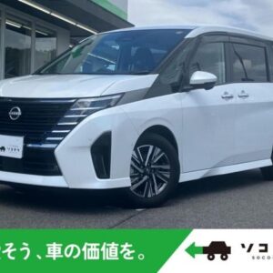 2023 Nissan Serena pearl gasoline used car Japan export