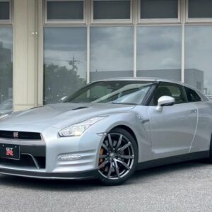 2014 Nissan Gt-R silver gasoline used car Japan export