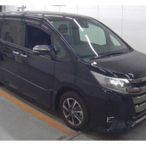 2020 Toyota Noah black gasoline used car Japan export