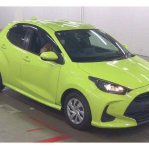 2021 Toyota Yaris green gasoline used car Japan export
