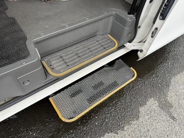 Ref:AUX-23798832 NISSAN NV350CARAVAN VAN 2013 8 Ref:AUX-23798832 NISSAN NV350CARAVAN VAN 2013 - Image 8