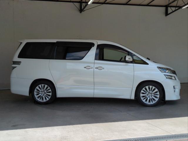 Ref:AUX-23807836 TOYOTA VELLFIRE 2013 4 Ref:AUX-23807836 TOYOTA VELLFIRE 2013 - Image 4