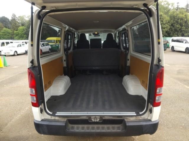 Ref:AUX-23808189 TOYOTA HIACE VAN 2018 3 Ref:AUX-23808189 TOYOTA HIACE VAN 2018 - Image 3
