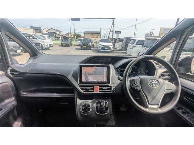 Ref:AUX-23808334 TOYOTA NOAH 2015 3 Ref:AUX-23808334 TOYOTA NOAH 2015 - Image 3