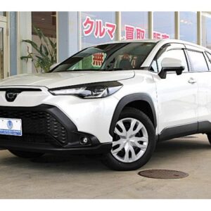 2024 Toyota Corolla Cross pearl gasoline used car Japan export