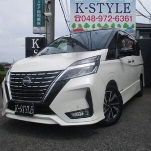 2021 Nissan Serena pearl gasoline used car Japan export