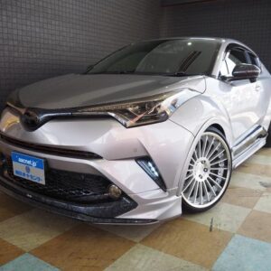 2017 Toyota C-Hr gray hybrid used car Japan export