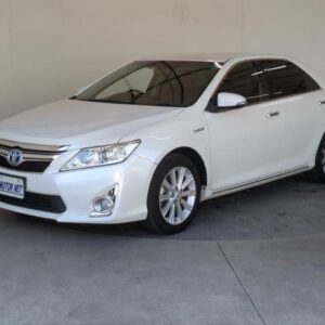 2013 Toyota Camry pearl hybrid used car Japan export