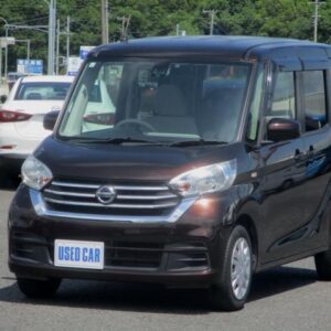 2017 Nissan Dayz Roox tea gasoline used car Japan export