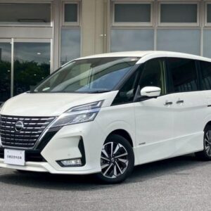 2020 Nissan Serena pearl gasoline used car Japan export