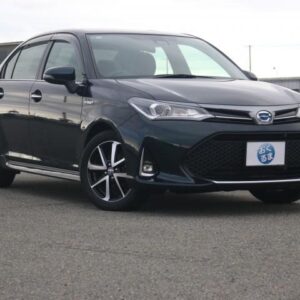 2018 Toyota Corolla Axio black hybrid used car Japan export