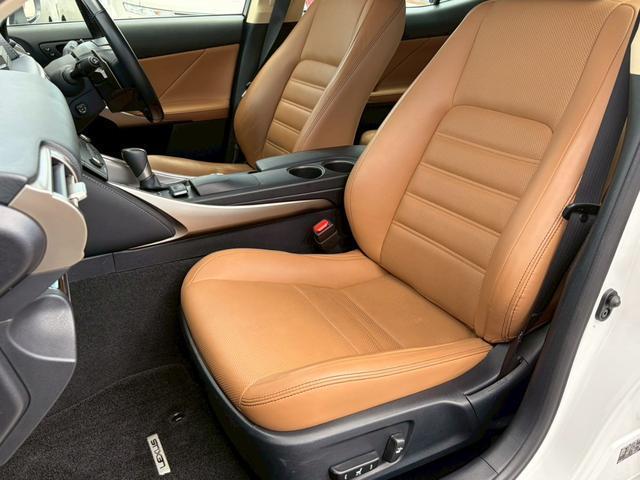 Ref:AUX-23845848 LEXUS IS 2015 10 Ref:AUX-23845848 LEXUS IS 2015 - Image 10