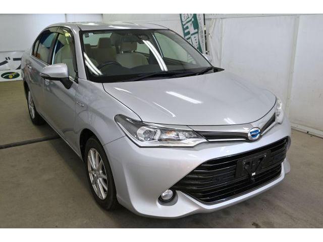Ref:AUX-23846298 TOYOTA COROLLA AXIO 2015 1 2015 Toyota Corolla Axio silver hybrid used car Japan export