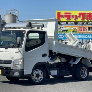 2021 Nissan Nt450 Atlas white diesel used car Japan export
