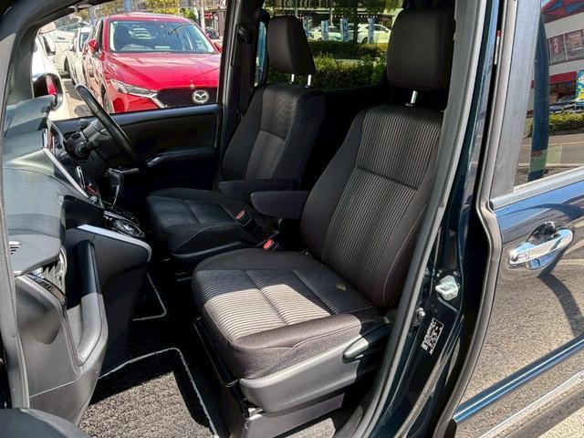Ref:AUX-23864647 TOYOTA VOXY 2019 15 Ref:AUX-23864647 TOYOTA VOXY 2019 - Image 15