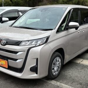 2024 Toyota Noah tea gasoline used car Japan export