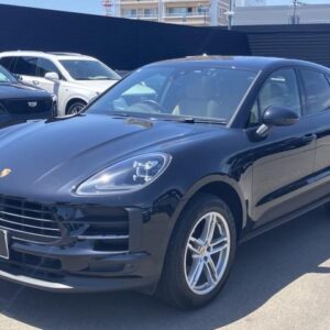 2021 Porsche Macan black gasoline used car Japan export