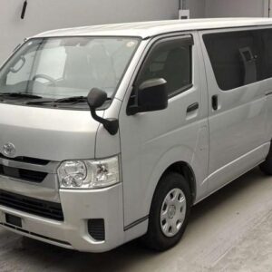 2020 Toyota Hiace Van silver gasoline used car Japan export