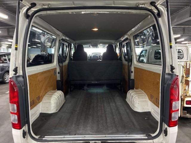 Ref:AUX-23870800 TOYOTA HIACE VAN 2020 3 Ref:AUX-23870800 TOYOTA HIACE VAN 2020 - Image 3