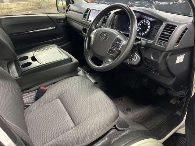 Ref:AUX-23870800 TOYOTA HIACE VAN 2020 4 Ref:AUX-23870800 TOYOTA HIACE VAN 2020 - Image 4