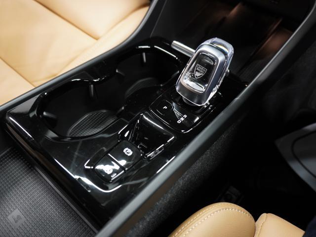 Ref:AUX-23879354 VOLVO XC40 2022 10 Ref:AUX-23879354 VOLVO XC40 2022 - Image 10