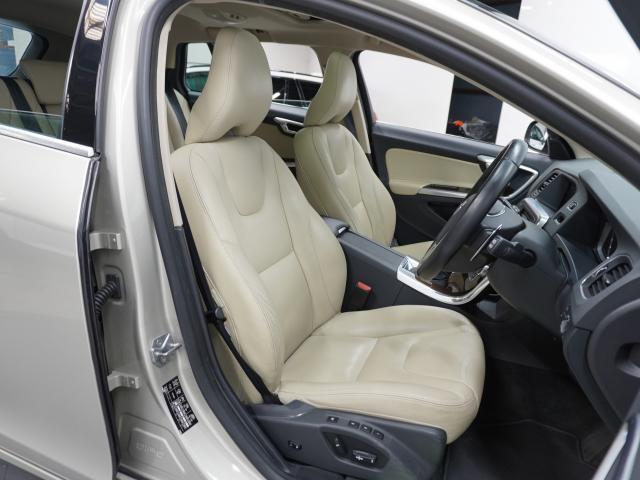 Ref:AUX-23879355 VOLVO V60 2017 12 Ref:AUX-23879355 VOLVO V60 2017 - Image 12