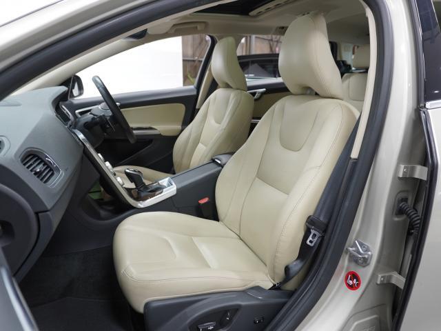 Ref:AUX-23879355 VOLVO V60 2017 14 Ref:AUX-23879355 VOLVO V60 2017 - Image 14
