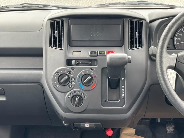 Ref:AUX-23881113 DAIHATSU GRAN MAX CARGO 2025 11 Ref:AUX-23881113 DAIHATSU GRAN MAX CARGO 2025 - Image 11