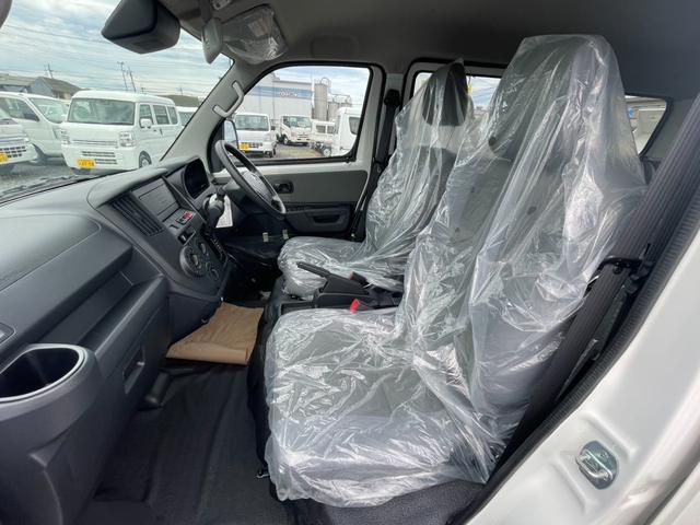 Ref:AUX-23881113 DAIHATSU GRAN MAX CARGO 2025 13 Ref:AUX-23881113 DAIHATSU GRAN MAX CARGO 2025 - Image 13
