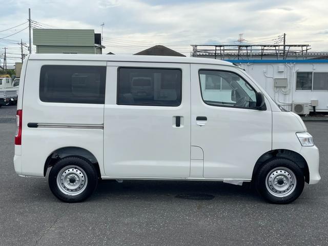 Ref:AUX-23881113 DAIHATSU GRAN MAX CARGO 2025 4 Ref:AUX-23881113 DAIHATSU GRAN MAX CARGO 2025 - Image 4