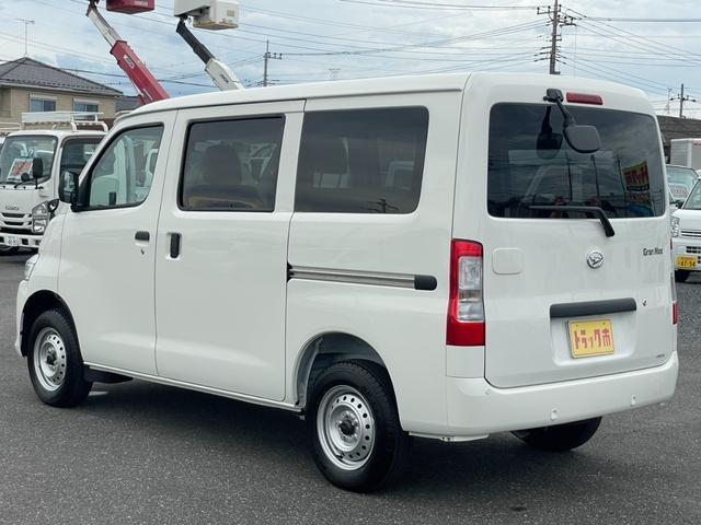 Ref:AUX-23881113 DAIHATSU GRAN MAX CARGO 2025 7 Ref:AUX-23881113 DAIHATSU GRAN MAX CARGO 2025 - Image 7