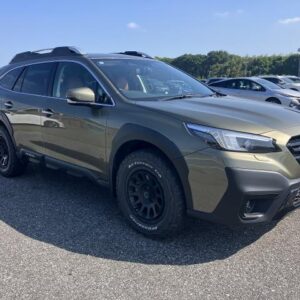 2022 Subaru Legacy Outback pearl gasoline used car Japan export